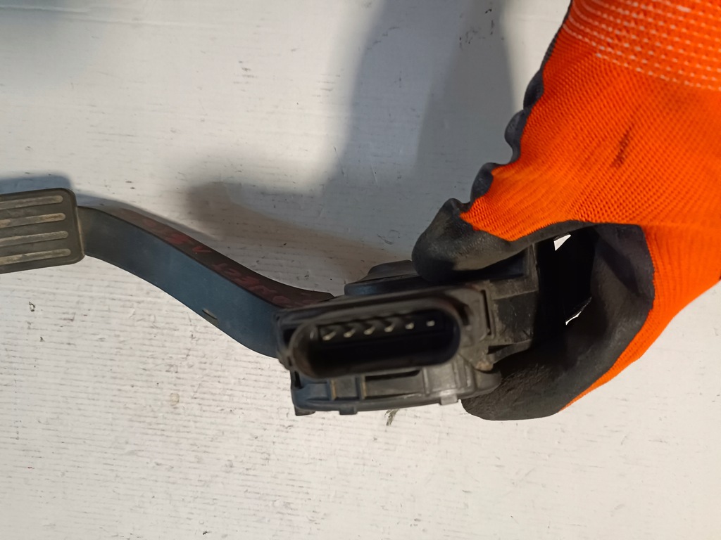 фото №9, Ford transit connect mk1 педаль потенциометр газа 7t11-9f836-cc