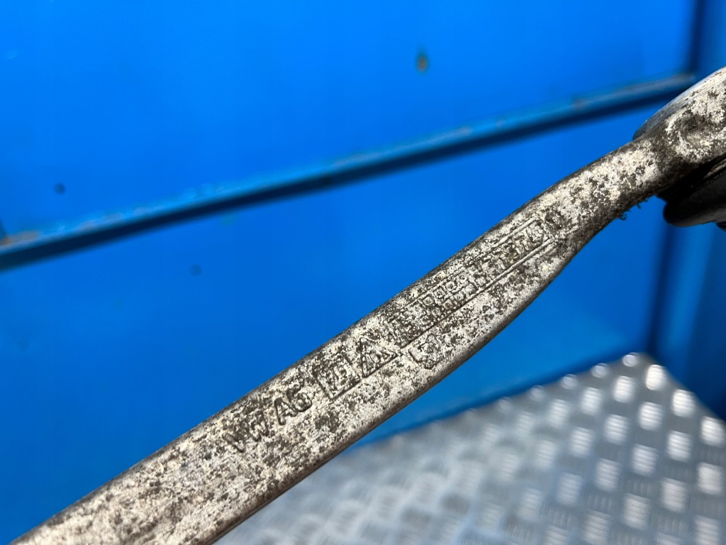 фото №2, Audi a4 b9 рычаг левый перед передний