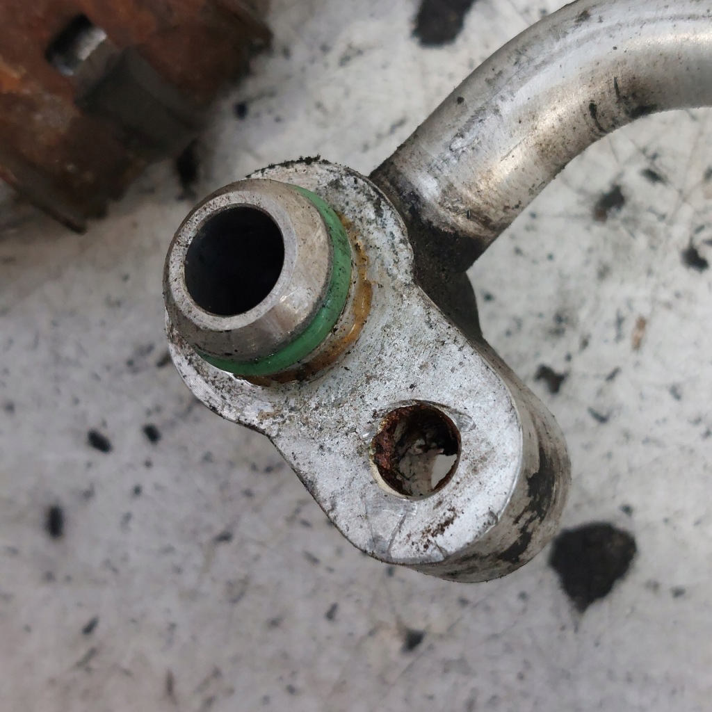 фото №9, Honda civic viii 8 1,3 гібрид 2008 sedan шланг кондиціонера