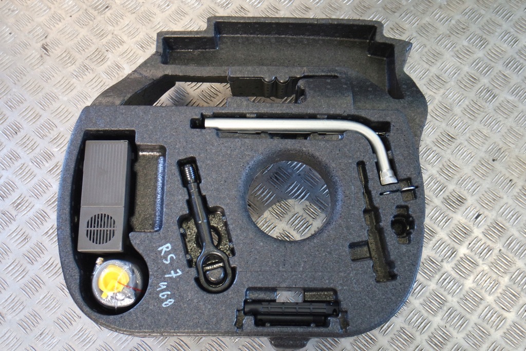 фото №1, Набір ремонтний audi a7 s7 rs7 4g8