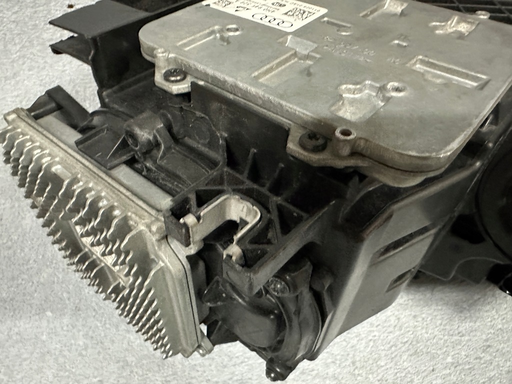 фото №15, Лампа audi a8 d4 lift matrix 4h0941784 оригинал комплектная europa