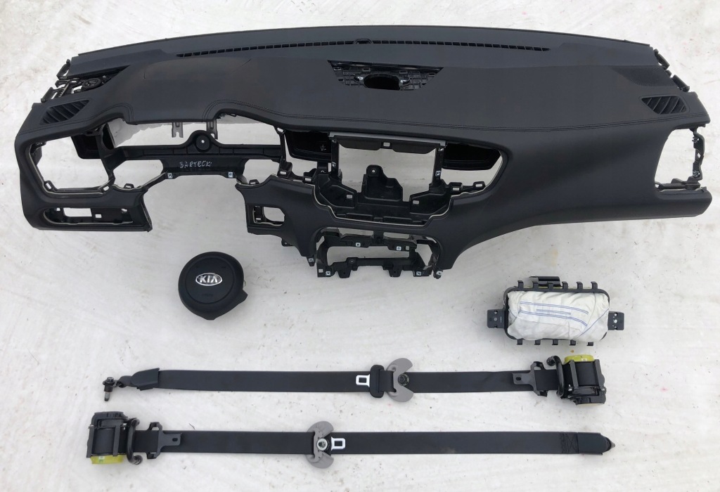 фото №1, Kia ceed 3 iii приборная панель приборная панель консоль подушки безопасности ремни