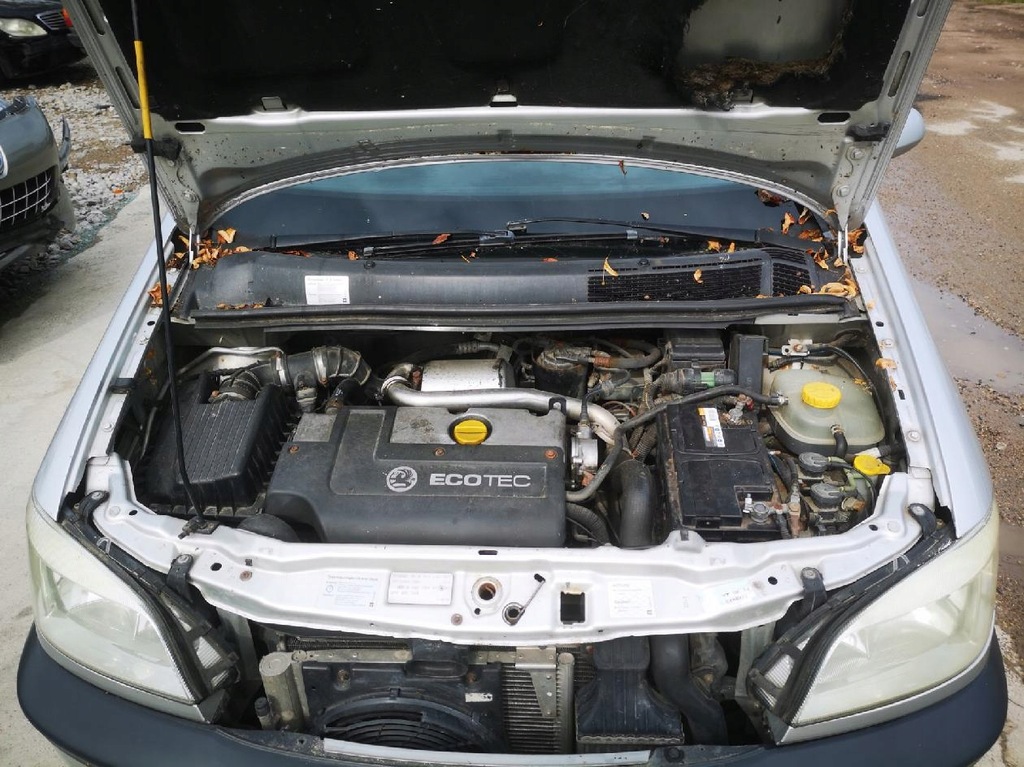 фото №7, Opel zafira двигун кришка обігрівача 2001 2.0l 0132801134