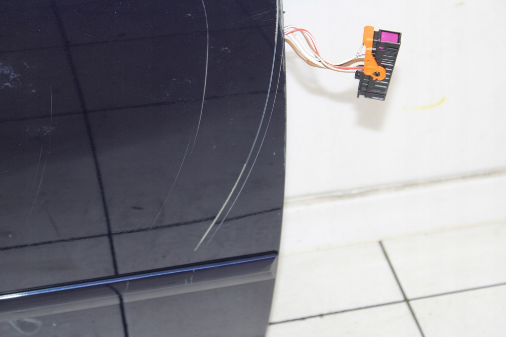 фото №10, Vw golf v 5 vi 6 plus 2005r- дверь правый правое задняя задние ld5q - код лакокрасочного покрытия