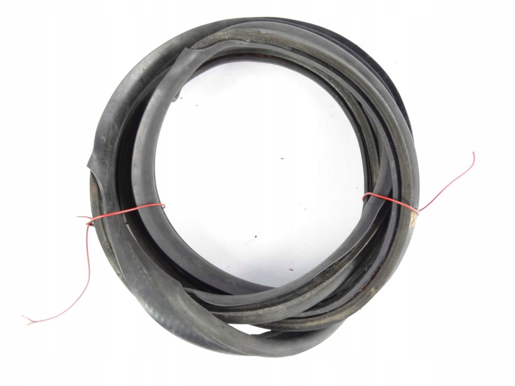 фото №1, Mercedes s klasa w220 прокладка крышки багажника