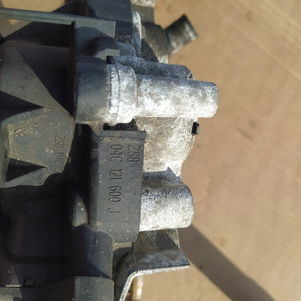 фото №6, Насос wody термостат vw up up mii 1.0 04c121042d