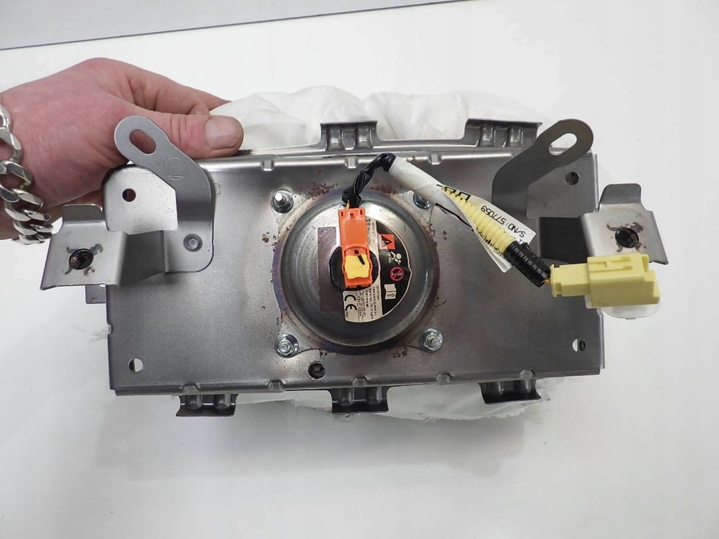 фото №2, Swace toyota corolla e21 подушка пасажира