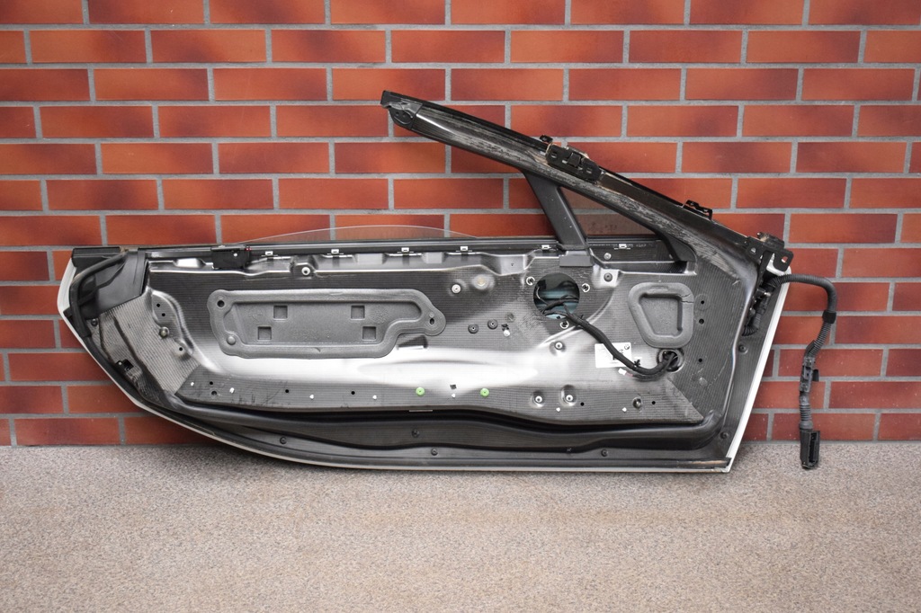 фото №3, Дверь левая bmw i8 cabrio