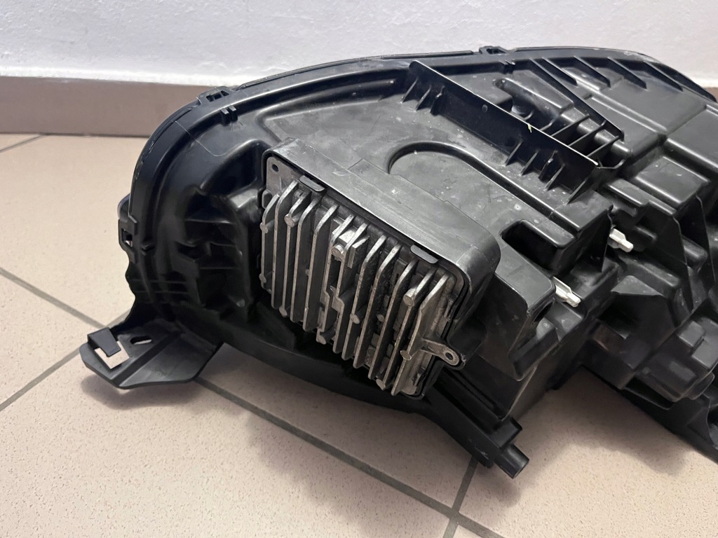 фото №15, Лампа передня перед ліва volvo xc90 xc-90 ii 2 mid led 15-