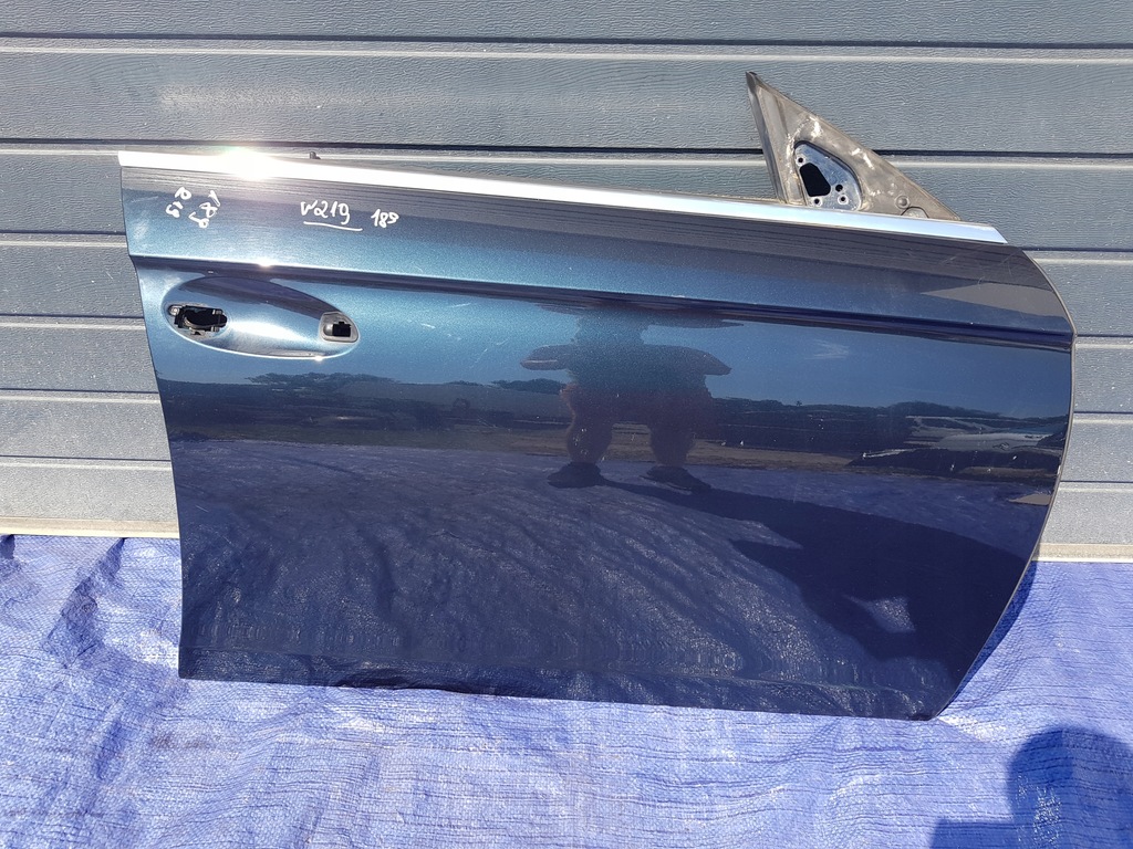 фото №1, Дверь правое перед передние mercedes cls w219 c189 189