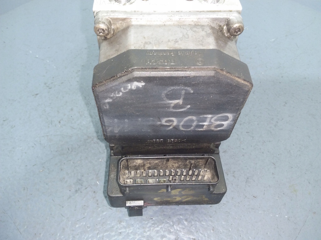 Audi a6 c5 насос abs esp 8e0614111h 0265220481 в Україні