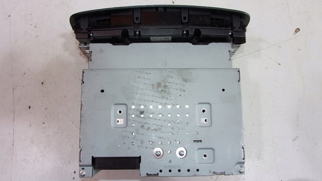 фото №12, Радіо mercedes w204 a2049009810