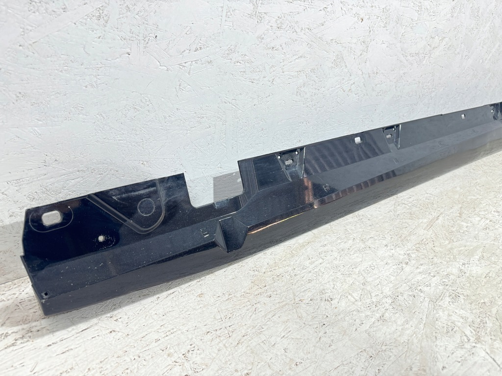 фото №8, Mercedes c-klasa w206 a206 amg накладка молдинг поріг поріг