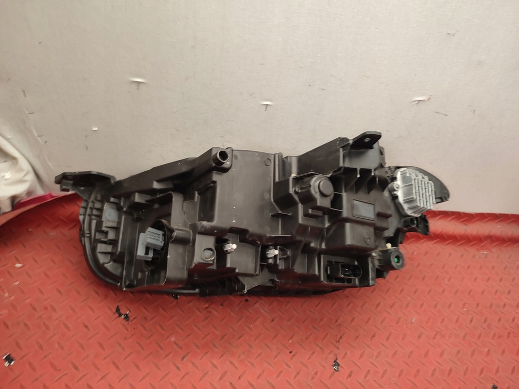 фото №8, Volvo xc90 1-moduł orginał full led europa ładna лампа права