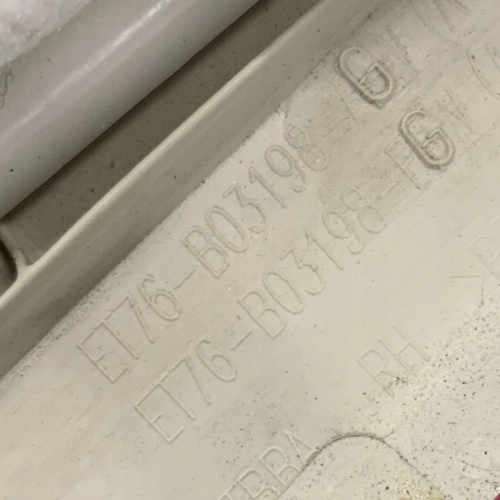 фото №7, Защита стойка стекло передней правая et76b03198 ford transit courier