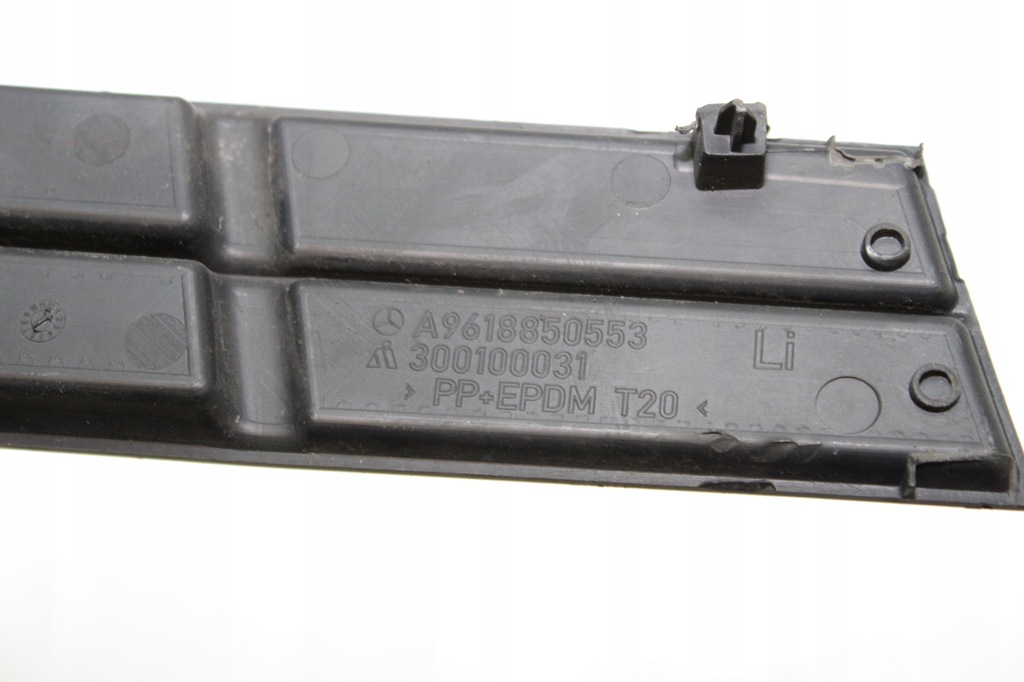 фото №5, Mercedes actros mp4 mercedes решітка кронштейн a9618850553 заглушка решітка радіатора