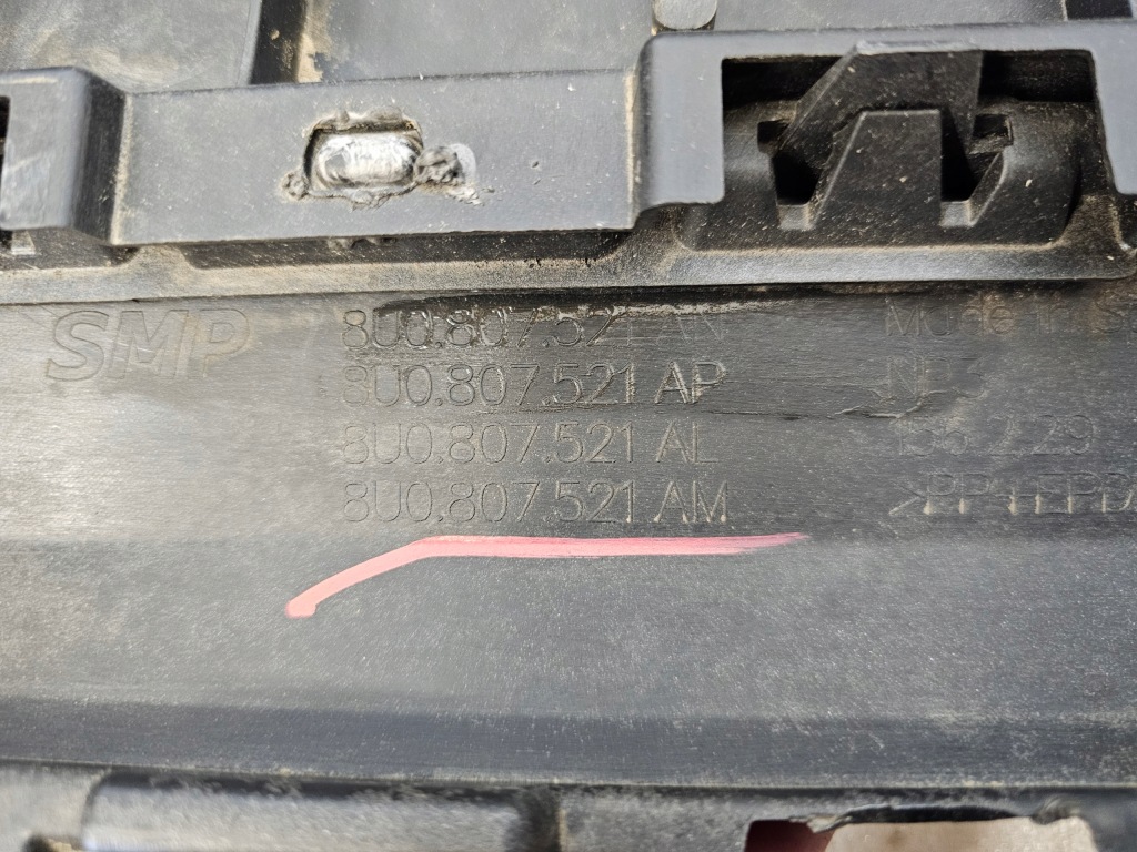 Audi q3 8u0 бампер задній задня pod pdc 8u0807521an Київ