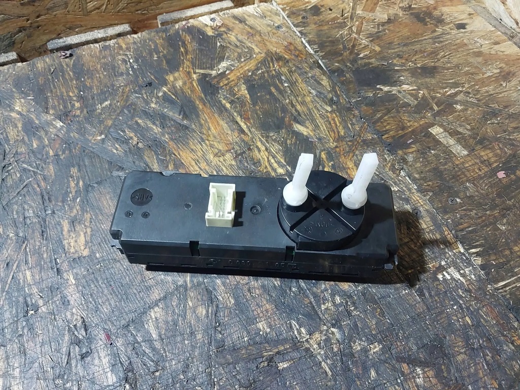 фото №12, Панель обдув кондиціонера mercedes clk w208 1708300185