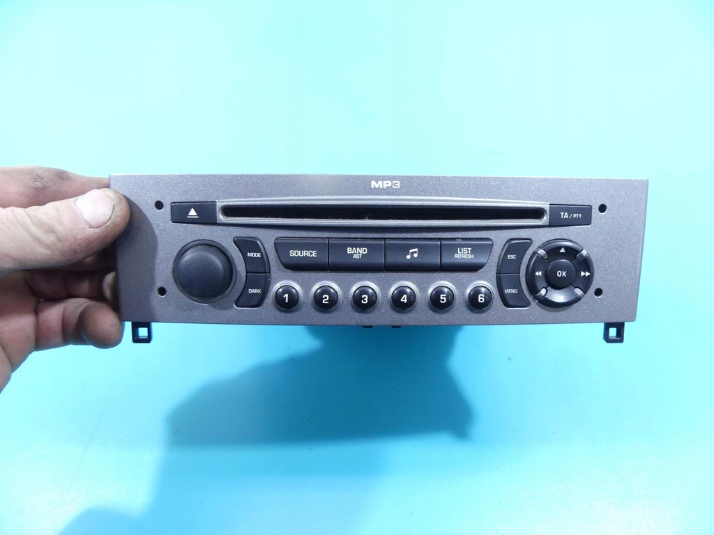 фото №1, Радио заводской peugeot 308 i радиопроигрыватель