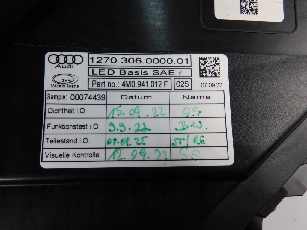 Audi q7 4m рестайлинг  фара правый  full led америка 4m0941012f Недорого
