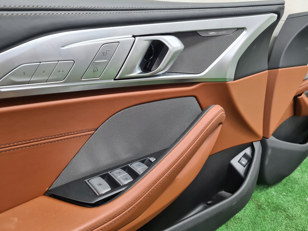 фото №13, Bmw 8 g14 обивка сиденья заднее сиденье обшивки туннель кожа