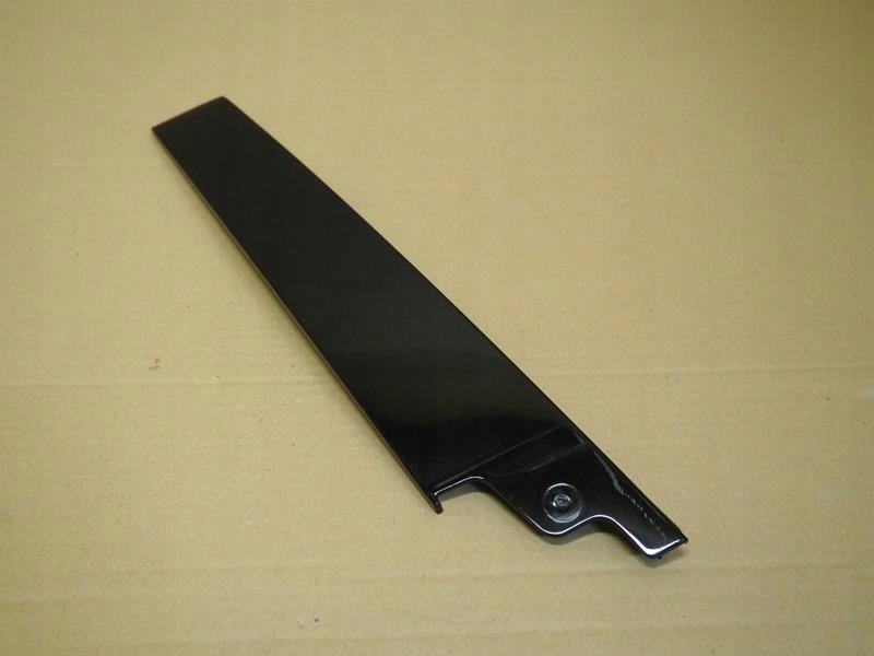 фото №1, Молдинг накладка стойка правый перед audi q3 8u