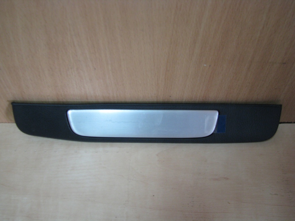 фото №1, Молдинг поріг правий задня toyota camry 2017-