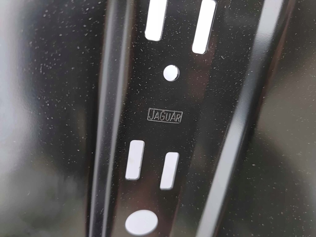 Jaguar e-pace x540 крыло  левое  перед передний новый оригинальный номер 4952 Оригинал