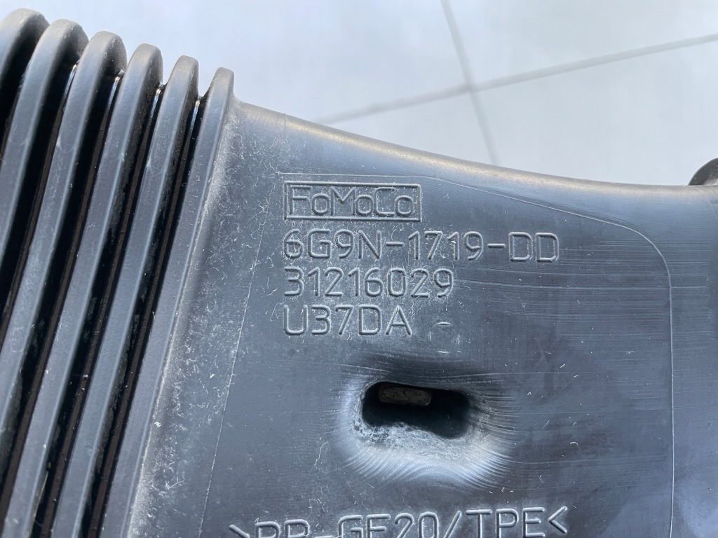 фото №4, Volvo труба впуск повітря s80 v70 2.5t