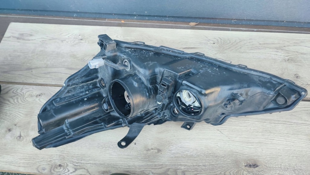 фото №5, Фара toyota verso 811100f161