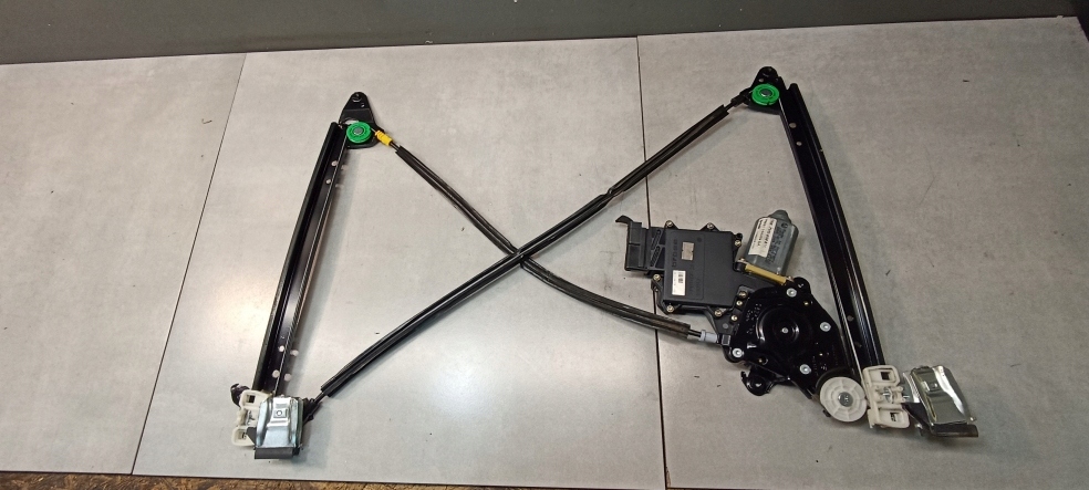 фото №7, Підйомник скло лівий задня galaxy lift 1.9 автоматична коробка передач