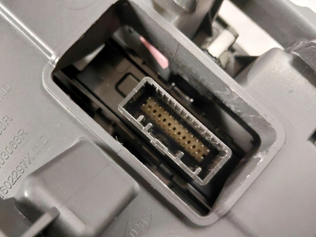 фото №8, Защита рамка накладка туннель ручной eco renault scenic iv 682607429r