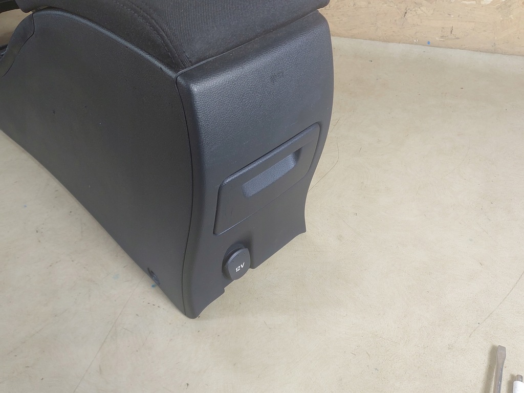 фото №10, Laguna iii подлокотник туннель средний