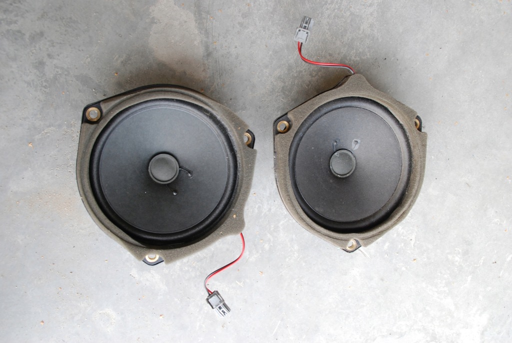 фото №1, Динамік w двері volvo fh 4