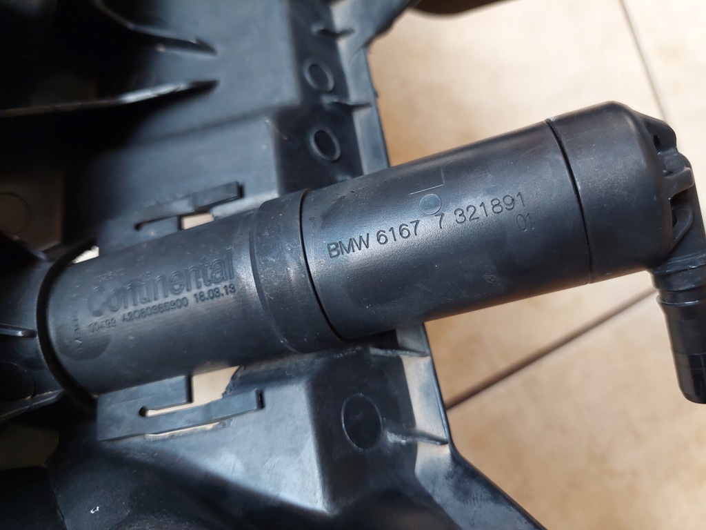 фото №8, Направляющая - кронштейн лампы - омыватель - левый - bmw x1 e84