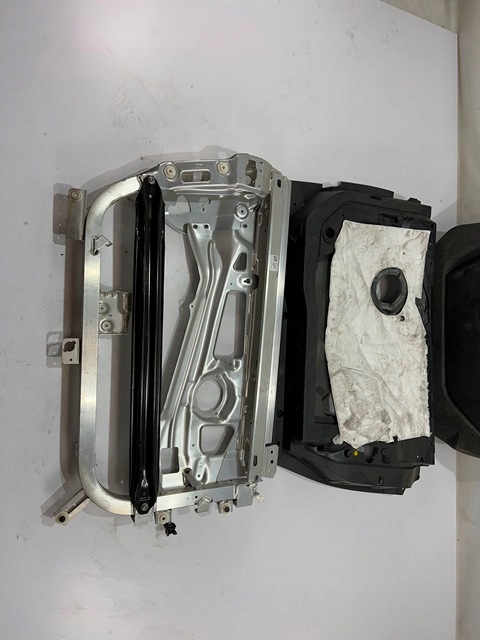 фото №1, Bmw i3 праве передні двері оббивка салон