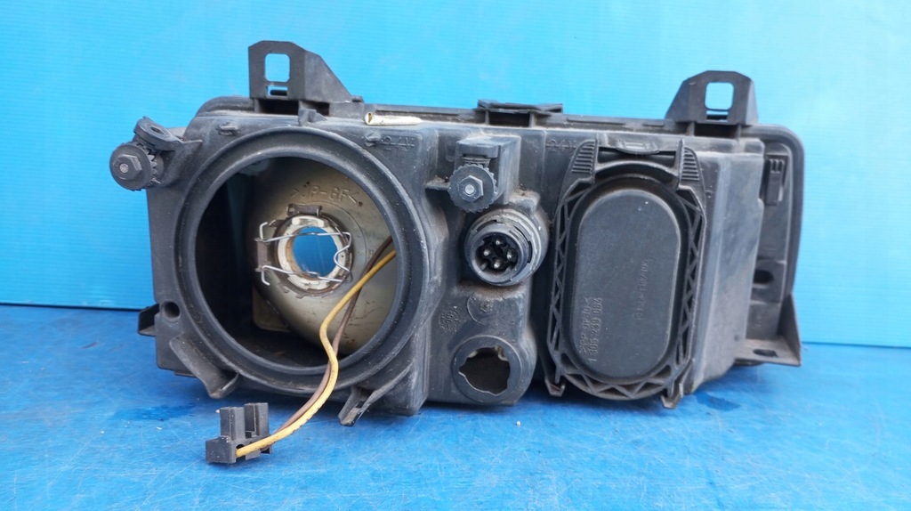 фото №9, Лампа лівий перед bmw 3 e36 cabrio coupe eu 0301095201