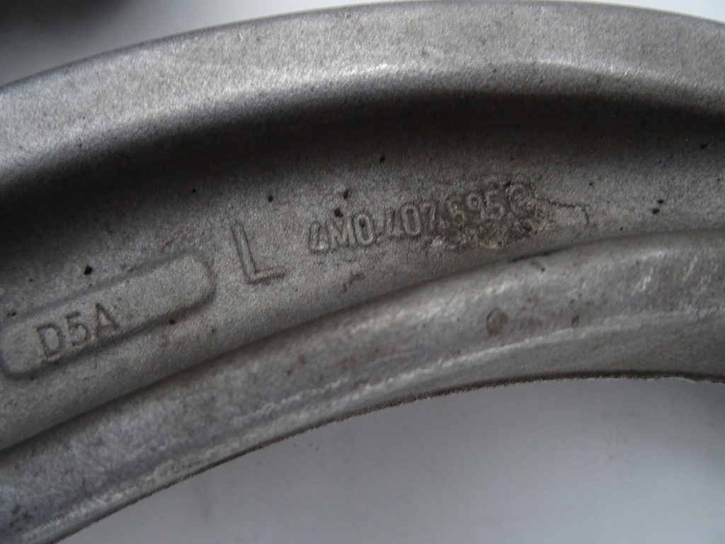 фото №7, Ліва поворотний кулак перед важіль audi q7 4m 15^