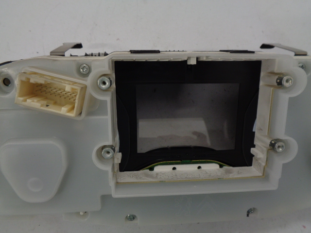 фото №7, Peugeot 208 счетчик приборы 9675182880 anglia