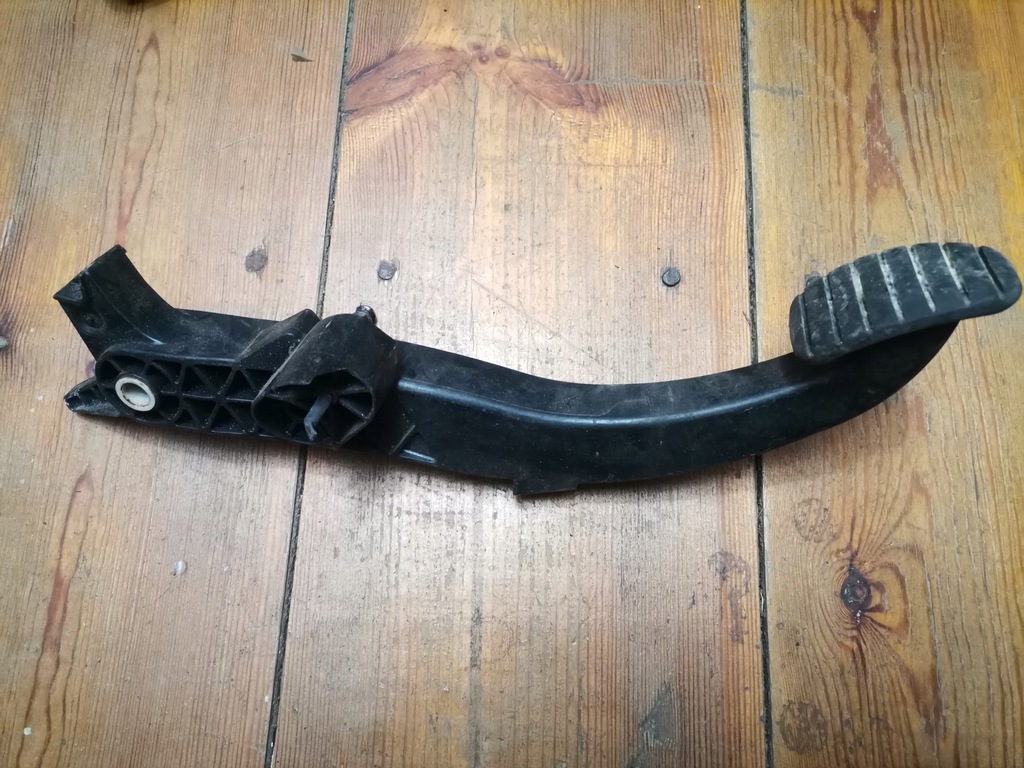 фото №1, Педаль сцепления renault scenic ii 1.9 dci