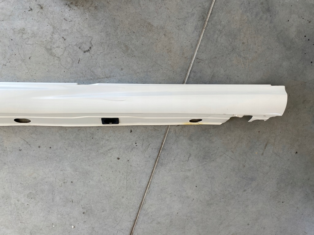 Купити Поріг накладка поріг ліва mercedes s w221 long amg 221698354