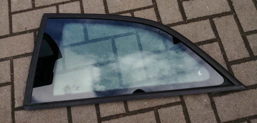 фото №1, Audi a1 3d скло ліва задня задня 11r