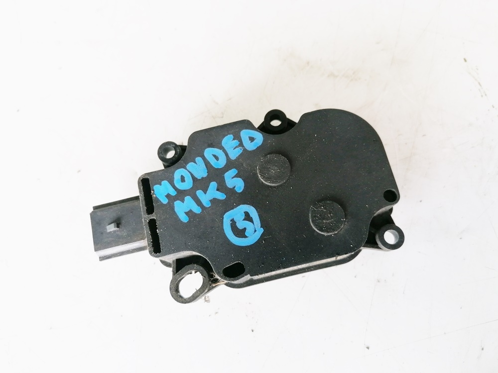 Купить Ford mondeo mk5 16r моторчик жалюзи шторка ds738476ad