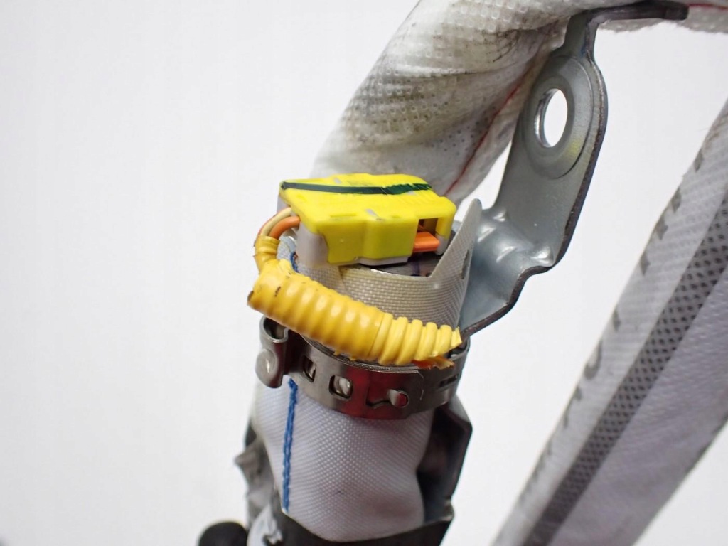 Шторка безпеки подушка безпеки бічна права оригінал 42589327 opel karl rocks 18r Оригінал