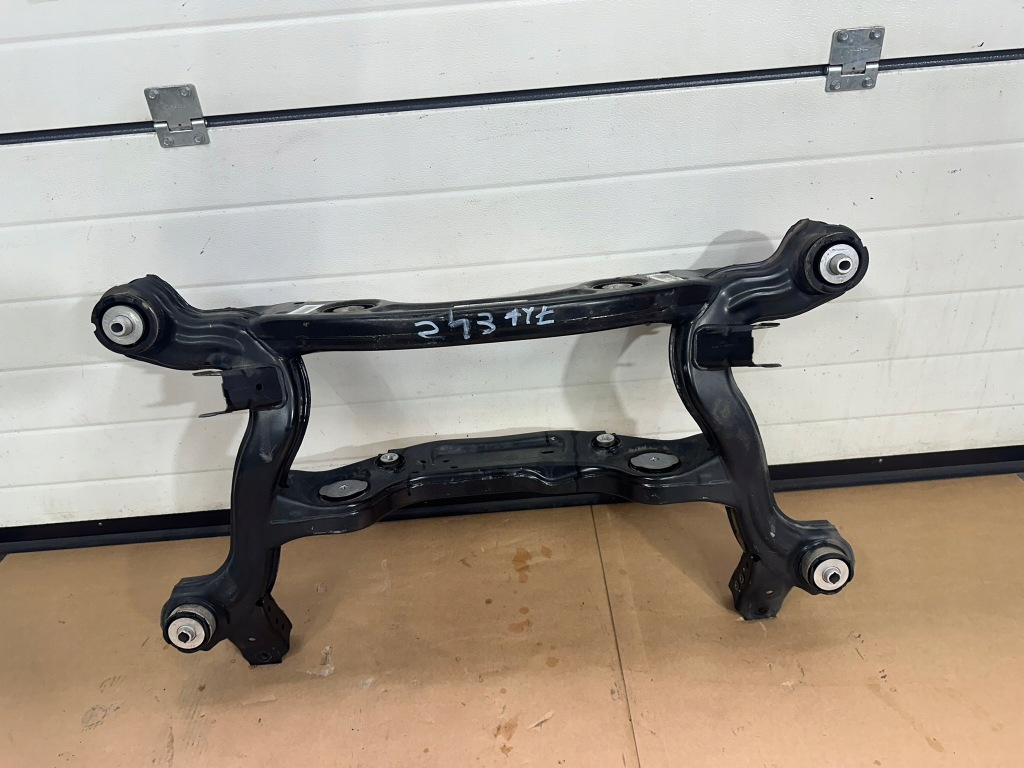 Підрамник підвіска задній, підрамник задні, підрамник mercedes eqa w243, h243 Оригінал