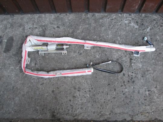 фото №1, Шторка безопасности левая toyota yaris 2008 rok.