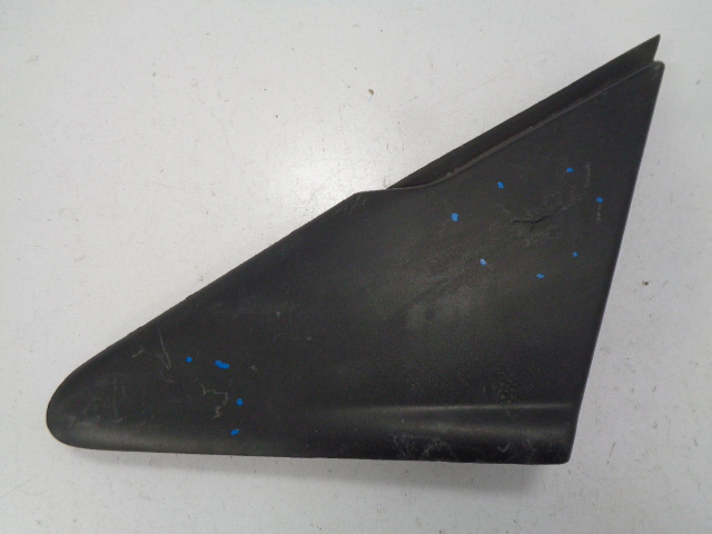 фото №1, Renault captur lift заглушка треугольник крыла левая