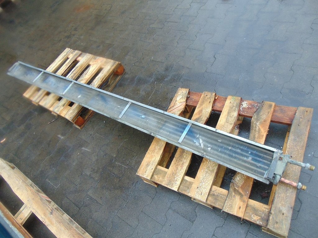 Volvo b12 irizar 98r конденсатор радіатор права Київ