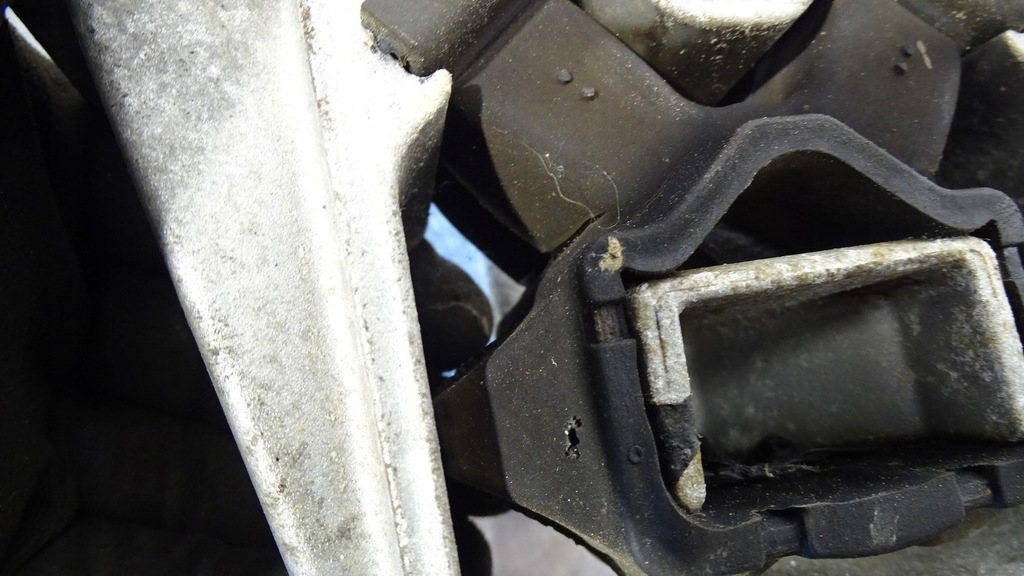 фото №11, Кронштейн двигуна renault twingo ii 1.2