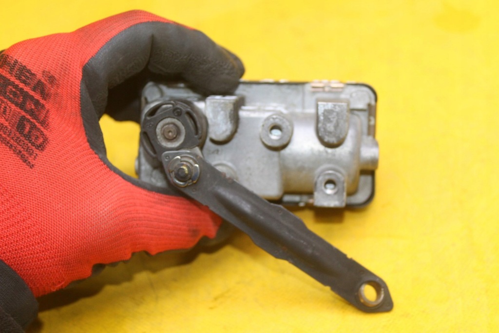 фото №5, Регулятор турбины jaguar xf xj 276dt 2.7 d 752406 g-35